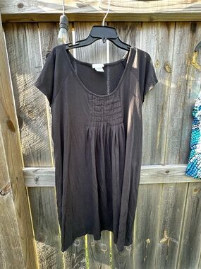 Black Short Sleeve Pleated Front swim coverup